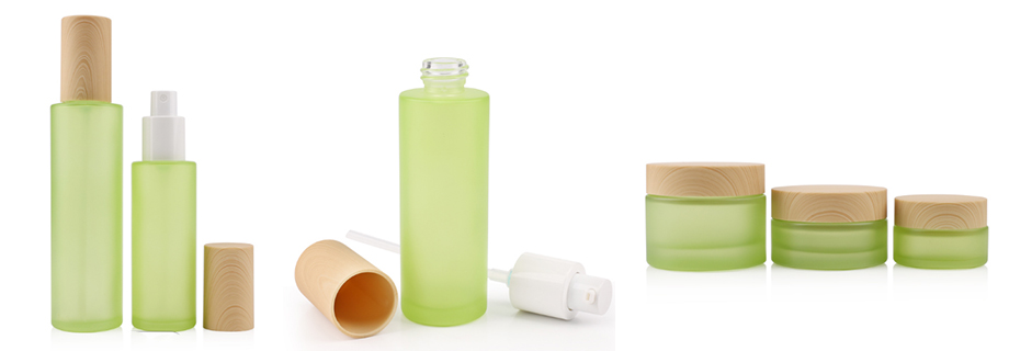 Wholesale cosmetic glass bottle set 