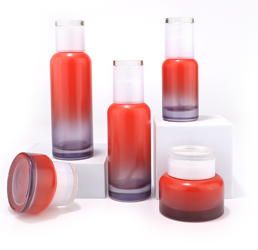 High quality cosmetic glass bottle set 