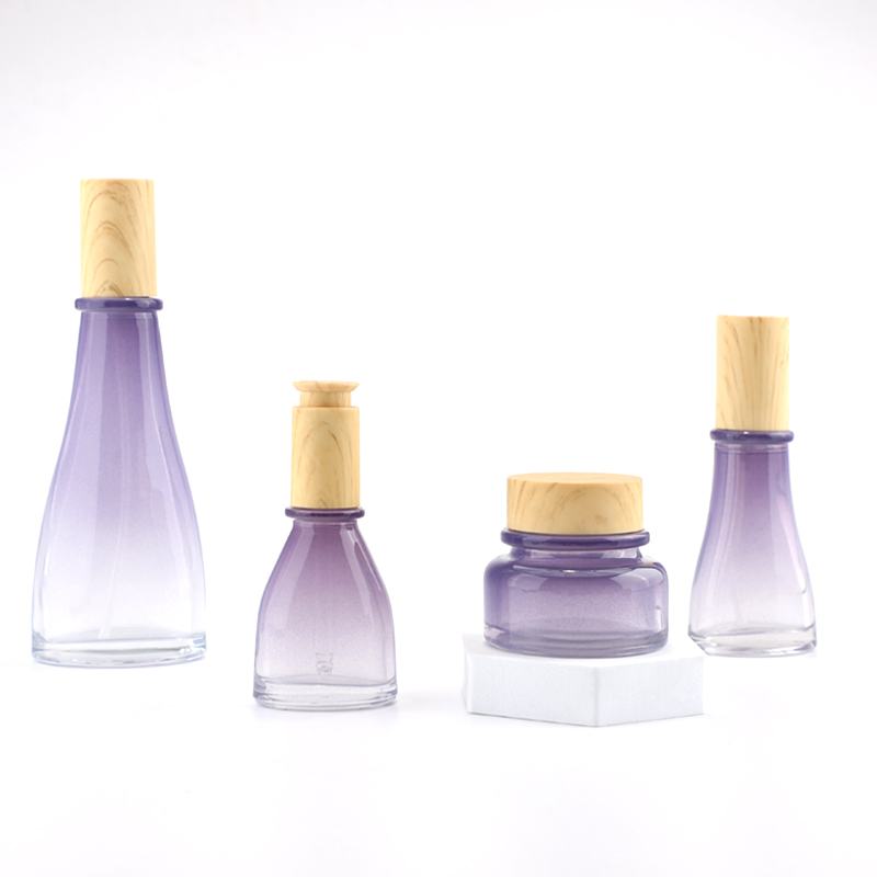 Wholesale cosmetic glass bottle set 