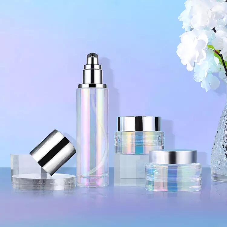 wholesale new design cosmetic glass bottle set 
