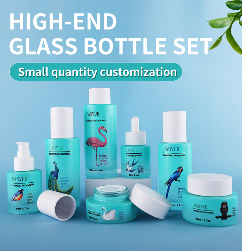 Cosmetic glass bottle set 