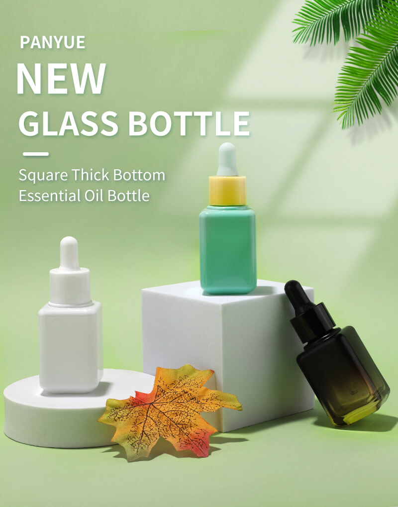 Wholesale new design square glass bottle 