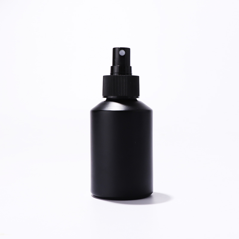 Spray bottle 