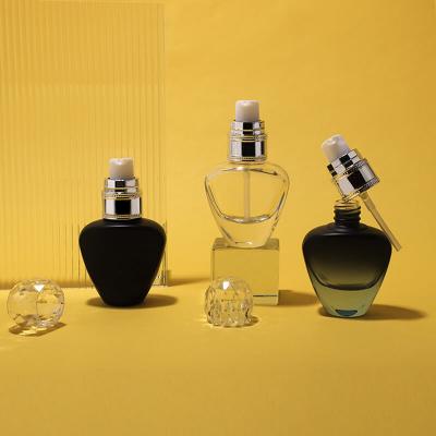 Customized high quality new arrival square glass foundation bottle with pump packaging