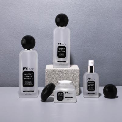 Clear frosted square glass bottle set for cosmetic packaging