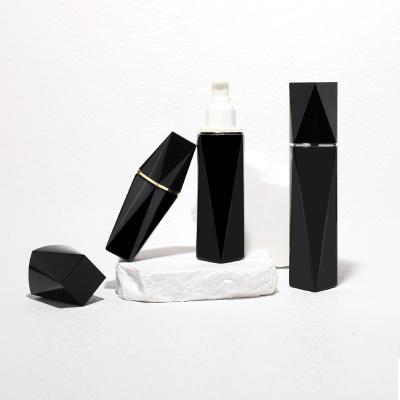 diamond-shaped cap cosmetics bottle set