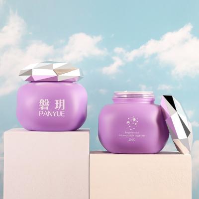 round glass jar for skin care packaging