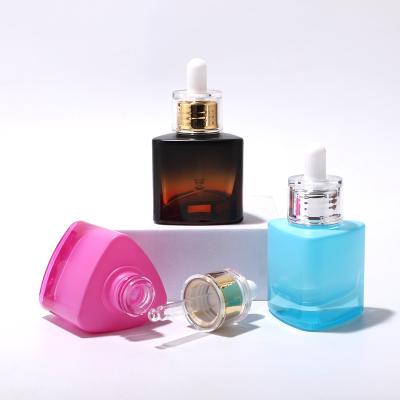 30ML Triangle Amber Glass Dropper Cosmetic Bottle with Gold Sliver Lids