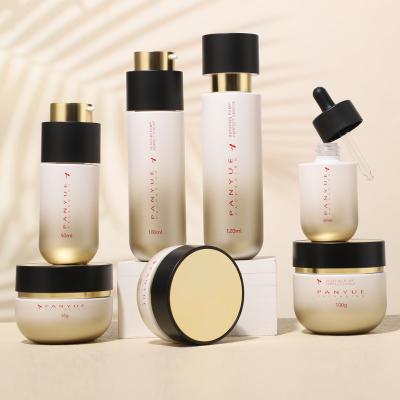 Rotating pump head glass bottle